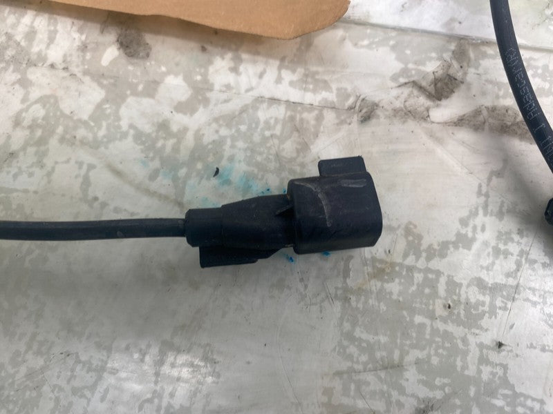 104476100E ⭕17-24 Model 3 Front Left or Right Anti-Lock ABS Wheel Speed Sensor 1044761-00-E