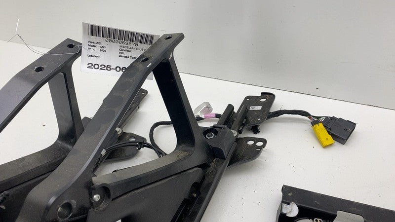 ⭕ 2017-2020 Tesla Model X Rear 2nd Row Right Seat Sled Rail & Hardware Assembly