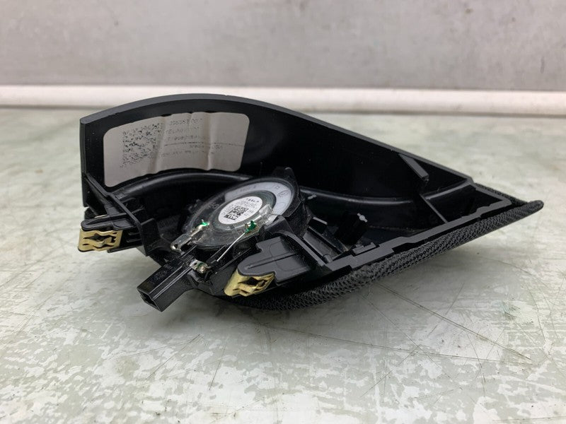 1079741-00-A ⭕ 17-23 Tesla Model 3 Front Driver Side Door Tweeter Speaker Left 1095657-00-F