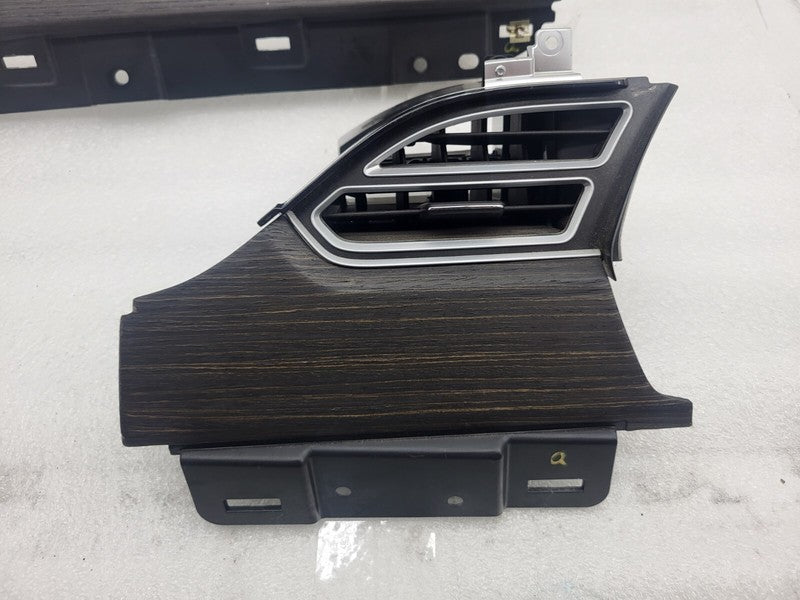 100782100D 12-15 Model S A/C Air Vent Outlet Dashboard Trim Panel 1007821-00-D/1007827-00-C