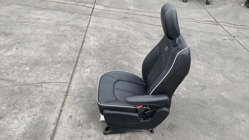 ⭕ 17-25 Chrysler Pacifica Front Passenger Side 1st Row Bucket Seat Black Right