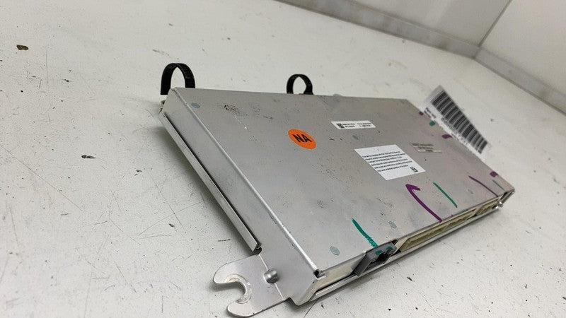 2016-2020 Tesla Model X MX Central Body Control Module Computer 104545