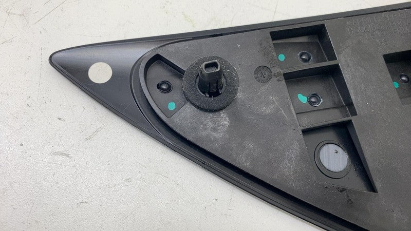 ⭕ 17-23 Model 3 Y Rear Right Taillight Charge Port Door Reflector 1518