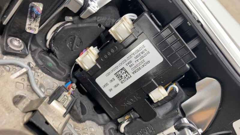 ⭕ 2021-2023 Audi E-Tron Steering Wheel with Switches and Bezel Cover 4