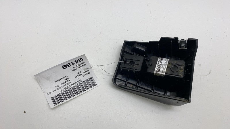 149403900E ⭕ 2020-2024 Tesla Model Y MY Rear Right Taillight Tail Lamp Bracket 1494039-00-E