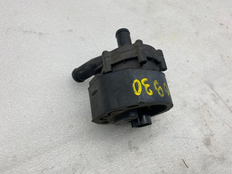 2016-2020 Tesla Model S X Cooling System Auxiliary Water Coolant Pump FWD Assy