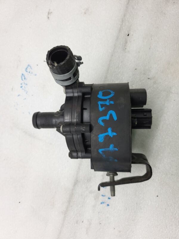2016-2020 Tesla Model S X Cooling System Auxiliary Water Coolant Pump FWD Assy