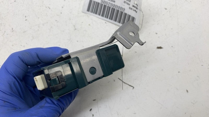 8657247220 ⭕ 23-24 Toyota Prius Vehicle Approaching Sound Control Module Unit 86572-47220