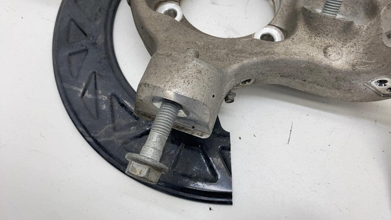 PT00001860 ⭕ 22-24 Rivian R1T R1S Rear Left Spindle Knuckle w/ Dust Shield AWD PT00001891