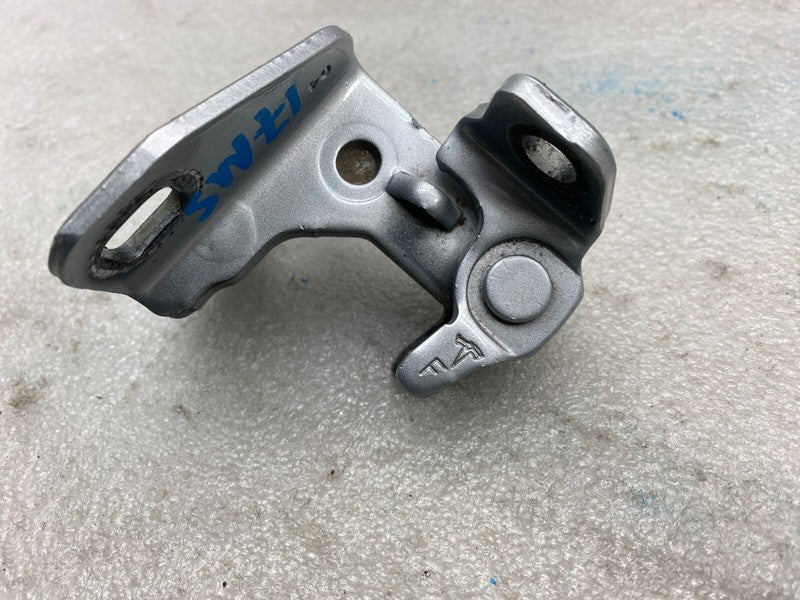 1120038 ⭕ 2012-2020 Tesla Model S Front Lower Door Hinge Closure Assist Left LH 1120038