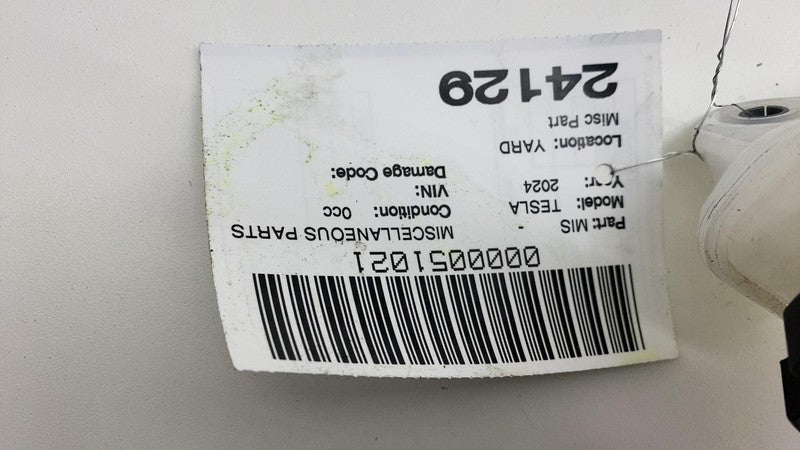 1250681 00 A 2024-2025 Tesla Cybertruck Power Brake Booster Tank Master Cylinder Reservoir