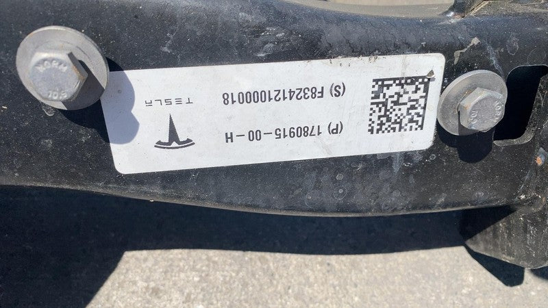 ⭕ 24-25 Tesla Cybertruck Rear Trailer Hitch Tow Bar w/ Step Bracket 17