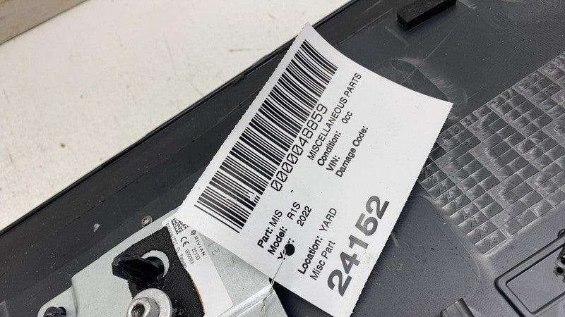 2022-2024 Rivian R1S Rear Overhead Shark Fin Roof Antenna + Applique