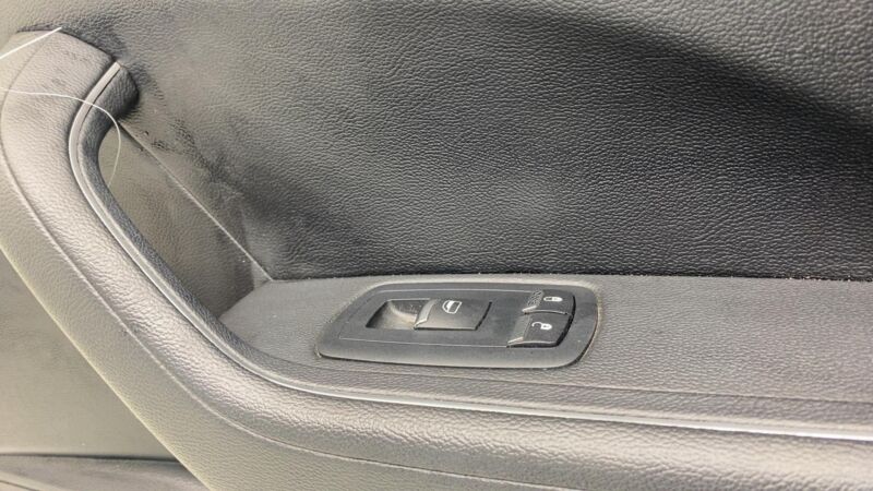 ⭕ 2017-2022 Maserati Levante Front Right Interior Door Trim Panel Assembly Black