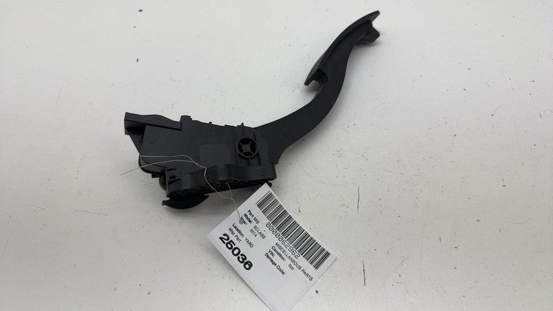 A2463001404Q6 ⭕ 13-19 Mercedes-Benz B-Class Front Driver Gas Accelerator Pedal A2463001404Q6