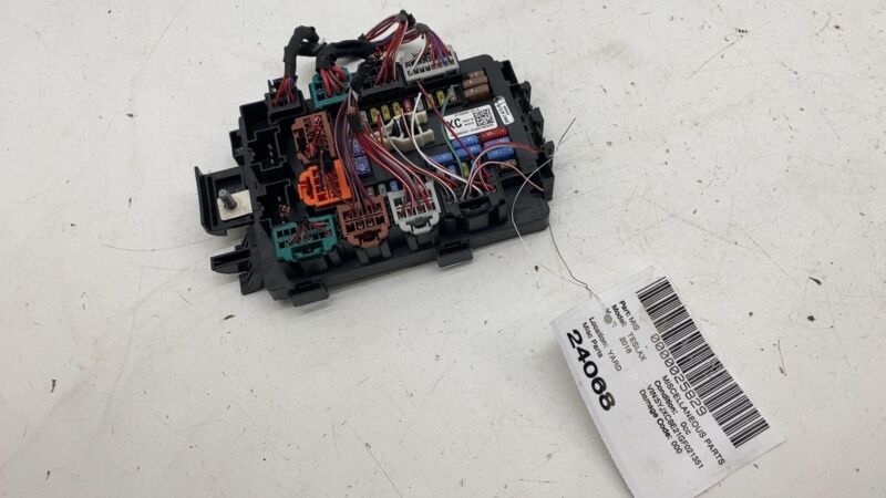 103440901C 16-20 Model X Front Junction Cabin Fuse Box Relay Control Frunk 12V 1034409-01-C