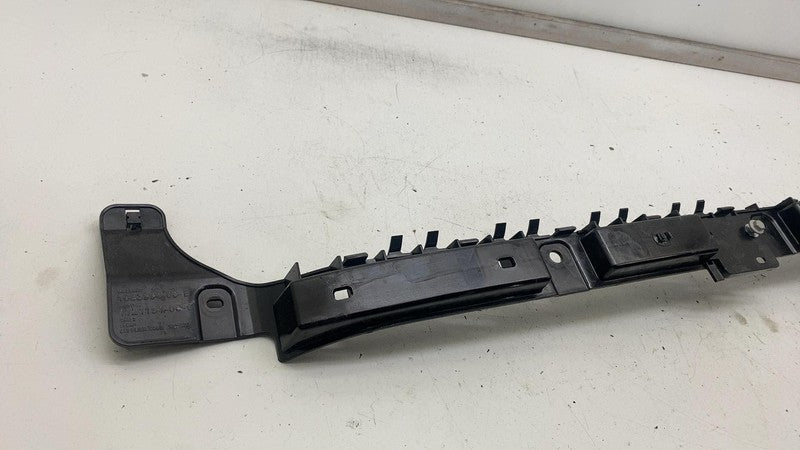112119100C ⭕ 2017-2023 Tesla Model 3 Rear Bumper Center Support Mount Bracket 1083994-00-E