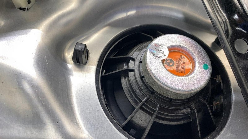 7427334 ⭕ 14-21 BMW i3 I01 Front Passenger Door Shell Carrier Frame Panel Right 7427334