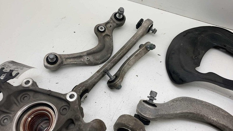 ⭕2019-2023 Audi e-Tron Rear Driver Side Spindle Knuckle w/ Control Arm