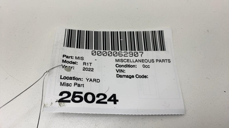 PT00012116-G ⭕ 22-24 Rivian R1T Rear Passenger Door Applique B-Pillar Trim Right PT00012116-G