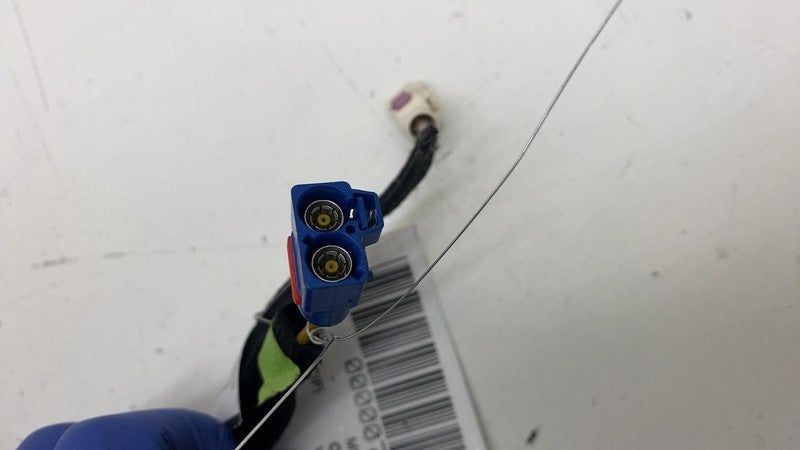 ⭕ 2017-2025 Chrysler Pacifica Rear Upper Roof Shark Fin Antenna OEM 6D