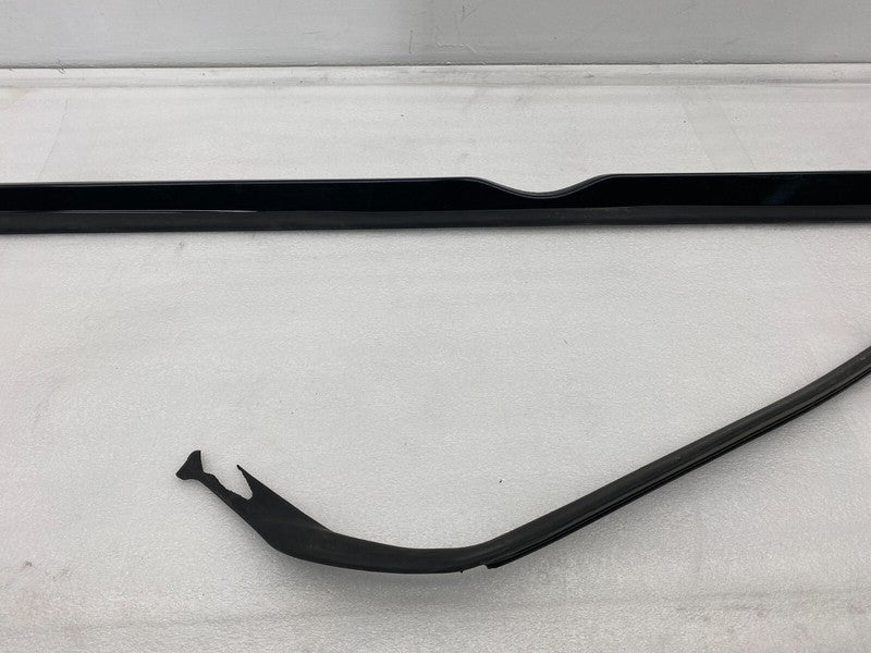 ⭕ 2012-2023 Tesla Model S Right Rocker Panel Scuff Plate Molding w/ Rubber Seal