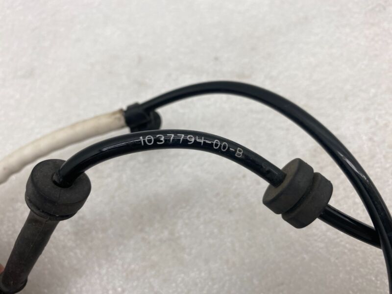 1037794 00 B 2012-2020 Tesla Model S MS Front Anti-Lock Brake System Wheel ABS Speed Sensor