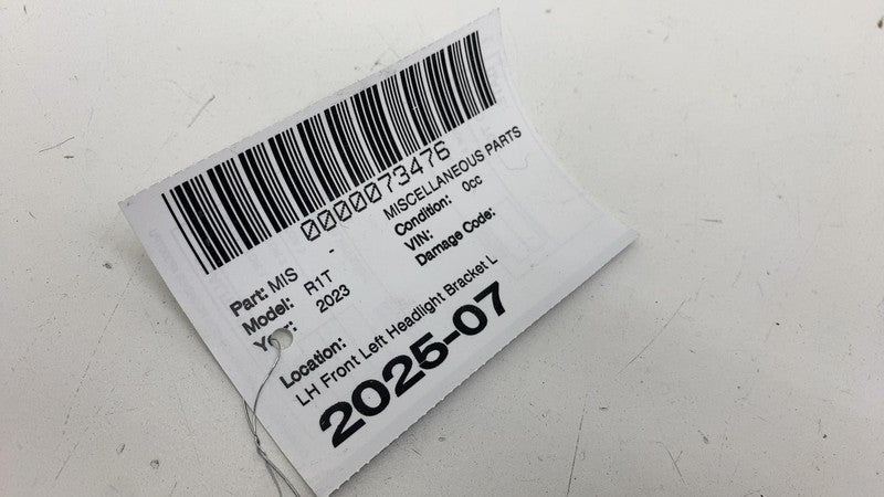 ⭕ 2022-2024 Rivian R1T Front Driver Side Head Light Lamp Mount Bracket Left OEM