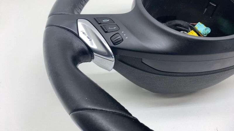 2011-2014 Porsche Cayenne Front Driver Steering Wheel w/ Control Switches Black