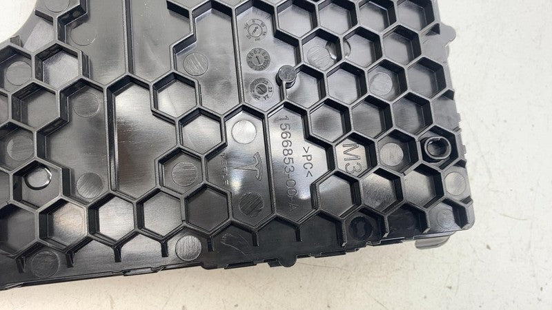 17-23 Model Y 3 Front Right Body Controller ECU (5-Seat Type) Gen 3 15