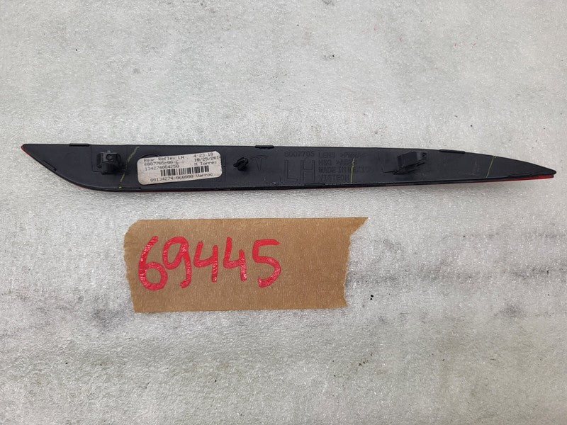 6007705-00-C ⭕ 12-20 Model S Rear Driver Side Bumper Lamp Reflector Light Left 6007705-00-C