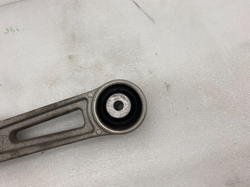 600799700B 2012-2015 Tesla Model S Front Suspension Lower Control Arm Rearward 6007997-00-B
