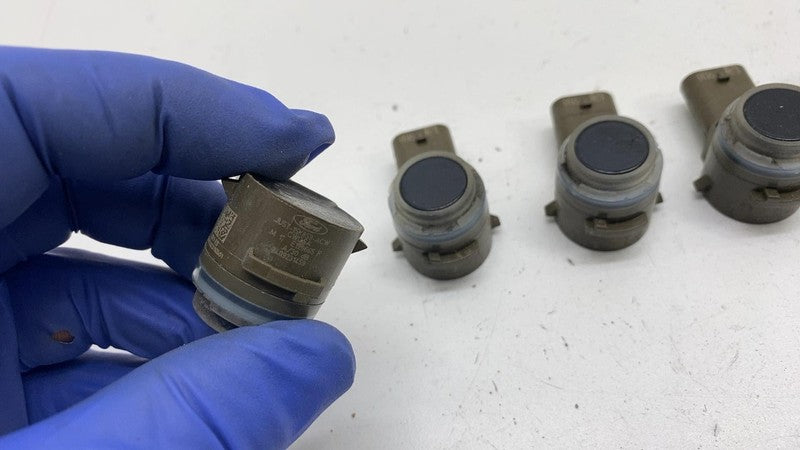 ⭕ 21-24 Ford Mustang Mach-E Rear Bumper Parking Assist Sensor x6 JU5T-