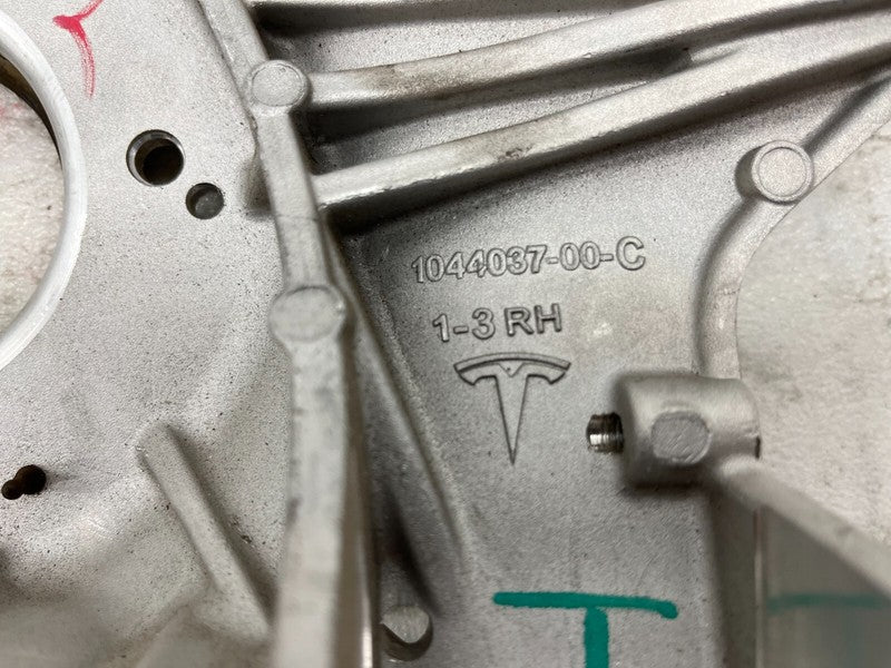 104403700C ⭕17-23 Model 3 Front Passenger Side Upper Strut Mount Bracket Right 1044037-00-C