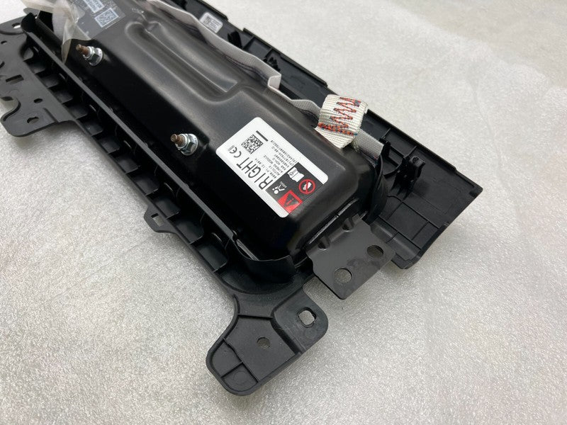 1077826-00-D ❇️17-23 Tesla Model Y 3 Right Knee Airbag Passenger Safety Module RH OEM 1077826