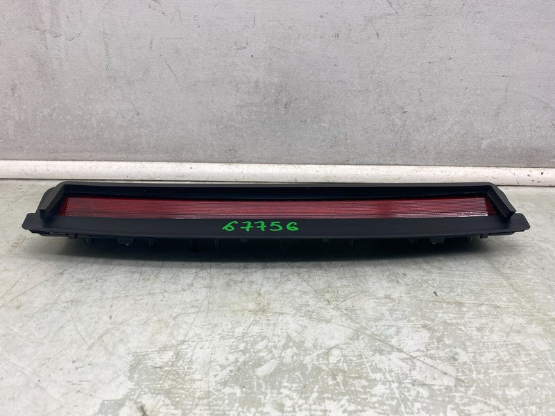 1077405 00 H ⭕ 17-23 Model 3 Rear Package Tray Lamp Inner 3rd Brake Stop Light 1077405-00-H