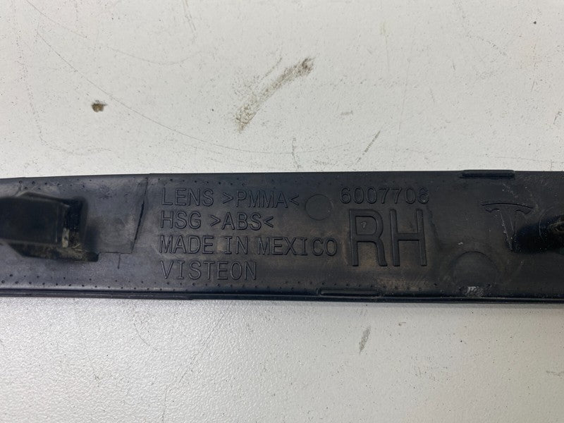 ⭕12-20 Model S Rear Left & Right Bumper Lamp Reflector 6007705-00-C/60