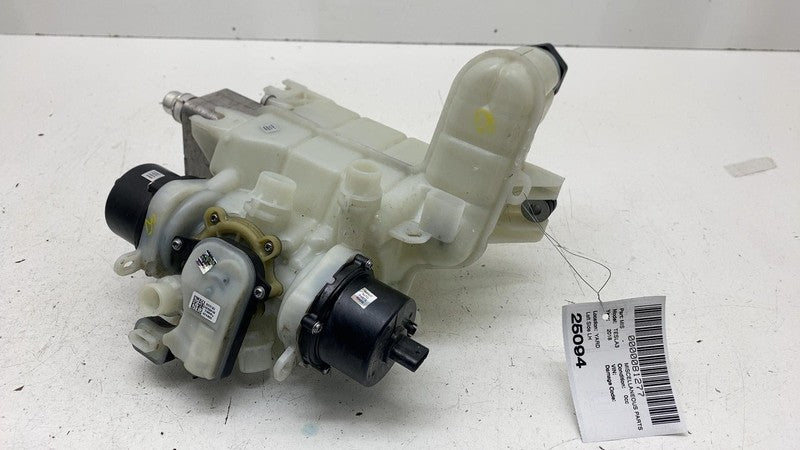 1097015-00-K ⭕ 2017-2020 Tesla Model 3 Reservoir Superbottle Tank Chiller Cooler 1097016-00-D