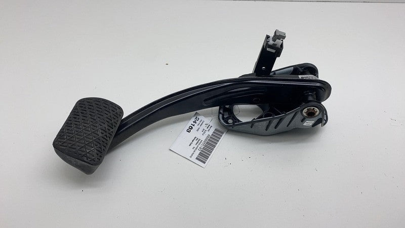 A1662940001 2012-2018 Mercedes-Benz GLE350 Front Brake Stop Pedal w/ Sensor A1662940001 OEM