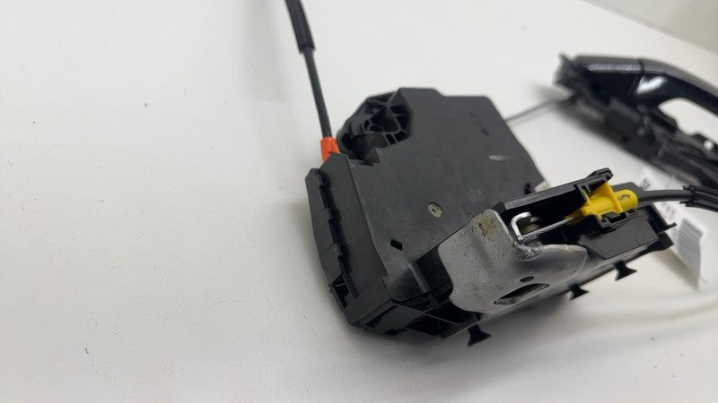 ⭕ 2014-2019 Chevrolet Silverado 1500 Rear Left Exterior Door Handle w/ Actuator