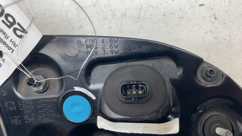 1077402 ⭕ 2017-2023 Model 3 Rear Right Inner Taillight LED Tail Lamp 3-Pin 1077402-00-E