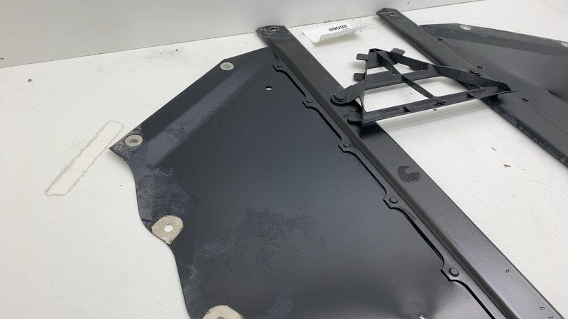 ⭕ 2014-2021 BMW i3 I01 Rear Guard Panel Brace Crossmember Reinforcement Assembly