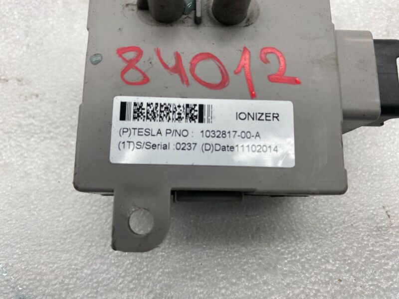 2012 2013 2014 2015 Tesla Model S Ionizer HVAC Control Unit Module Assembly OEM