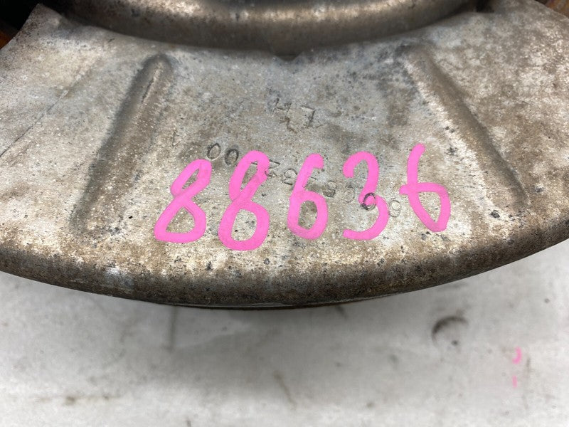 600702300B ⭕ 12-15 Model S Rear Left Spindle Knuckle w/ Shield & Wheel Hub RWD 6007023-00-B