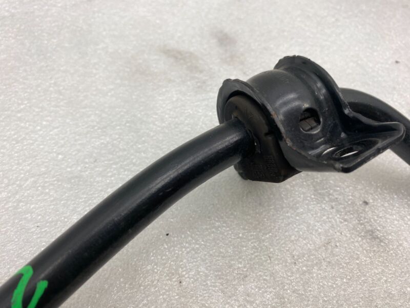1027485 00 A 2016-2020 Tesla Model X Rear Suspension Anti-Roll Sway Bar Stabilizer (18mm) OEM