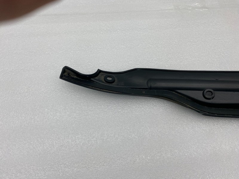 6007576 00 ⭕ 12-23 Model S Rear Driver Left Tailgate Trunk Pinch Sensor Trim Mold 1005361