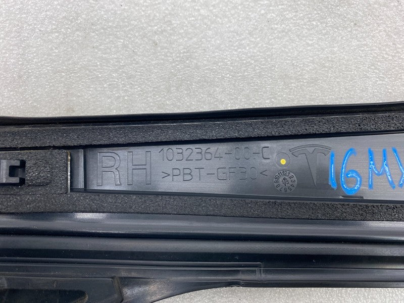 103236400C ⭕ 2016-2020 Tesla Model X MX Passenger Side B-Pillar Applique Glass 1032364-00-C