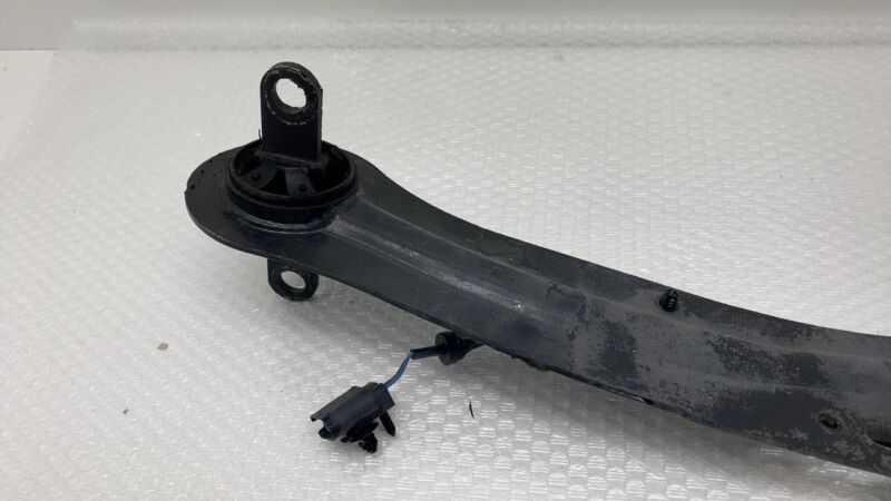 BV615A969ANF 2013-2018 Ford C-Max Rear Left Spindle Knuckle Wheel Hub w/ Dust Shield LH FWD