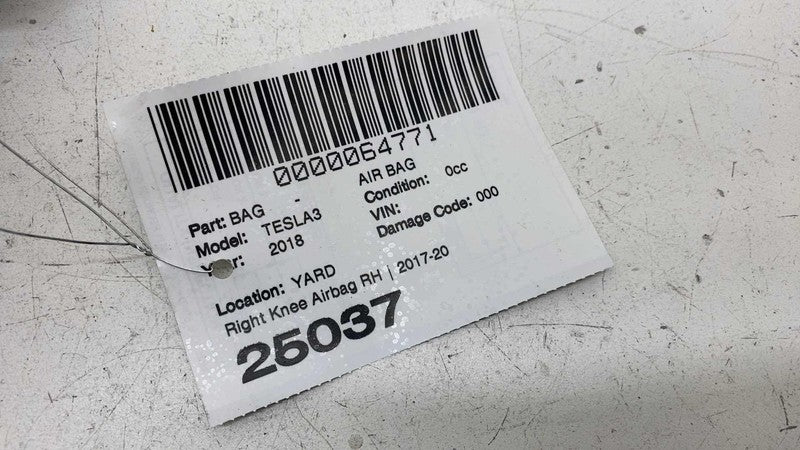 1077826-00-D ⭕ 2017-2023 Tesla Model 3 Right Lower Knee Safety Airbag Module RH 1077826-00-D