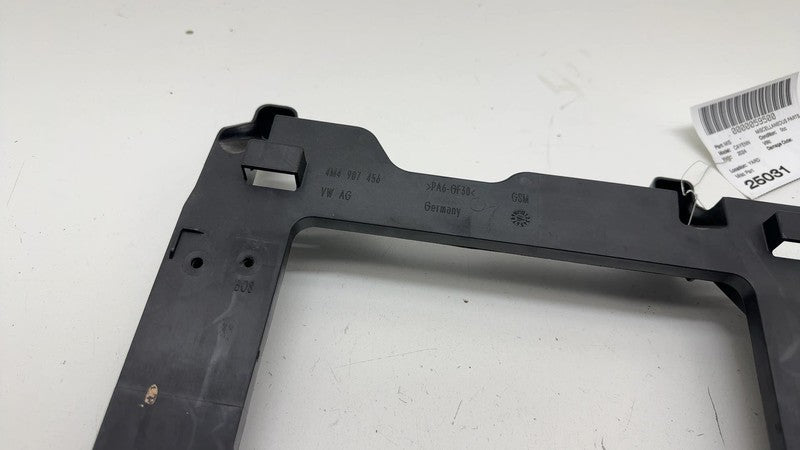 ⭕ 2019-2024 Porsche Cayenne Sound Amplifier Retainer Bracket Holder 4M